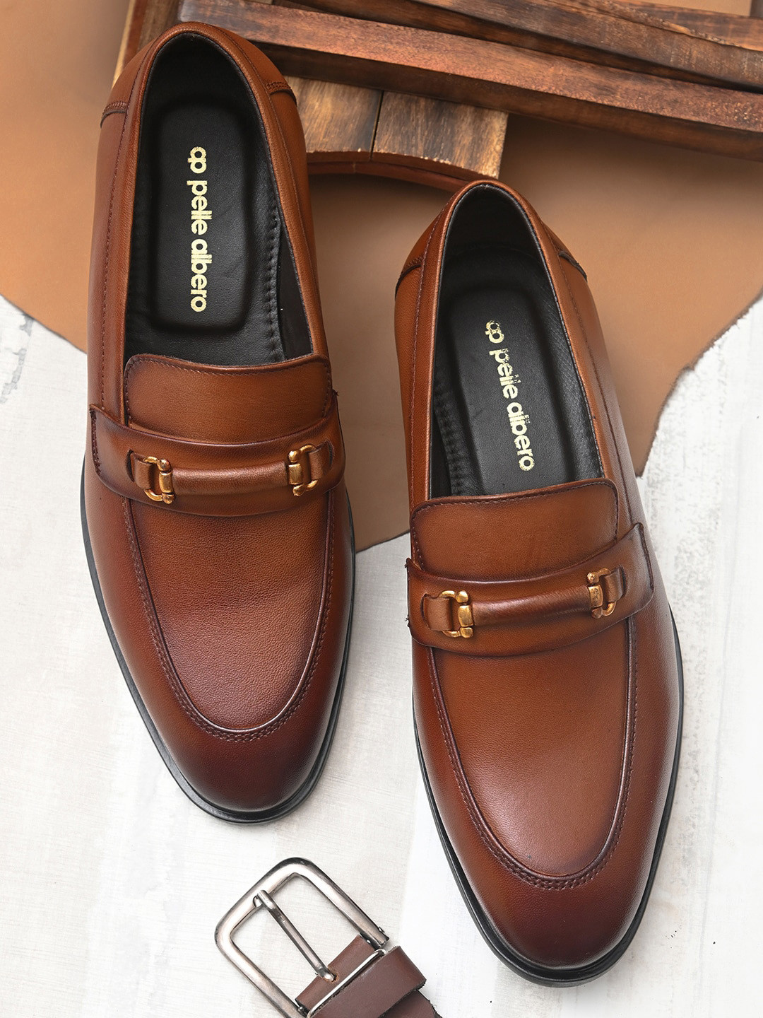 

pelle albero Men Tan-Brown Solid Leather Formal Slip-On