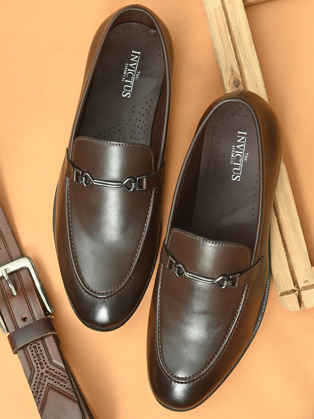 

INVICTUS Men Brown Solid Formal Slip On Shoes