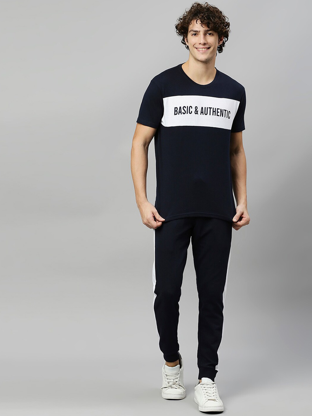 

High Star Men Navy Blue T-shirt With Joggers