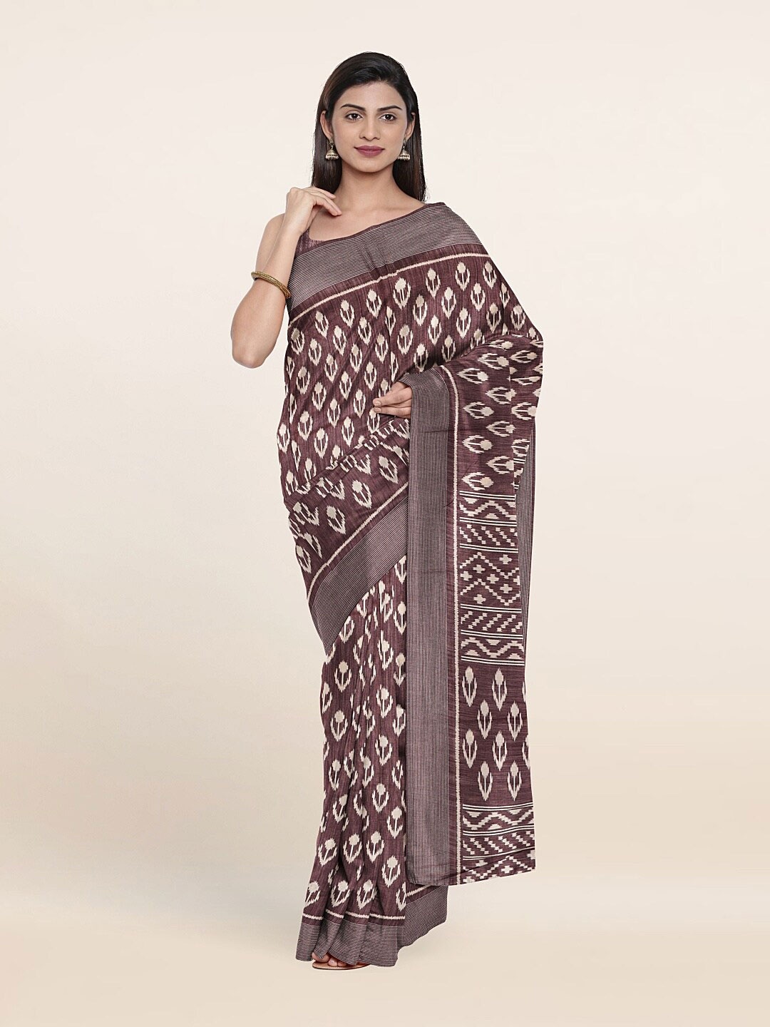 

Pothys Women Grey Sarees
