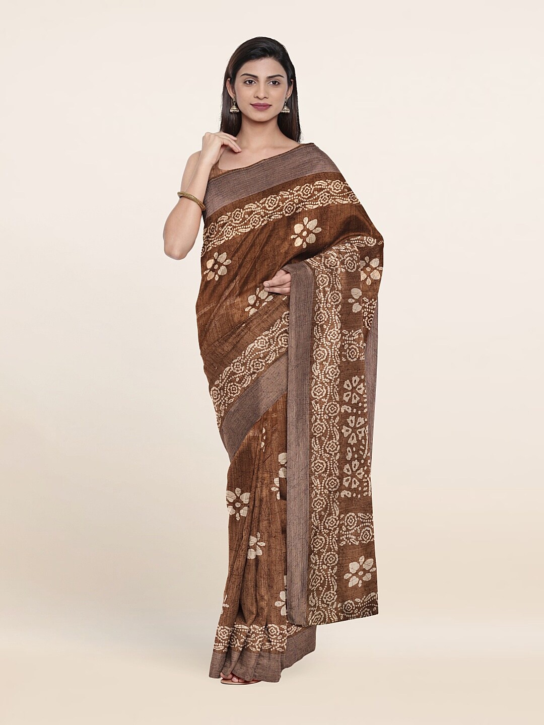 

Pothys Brown & White Floral Saree