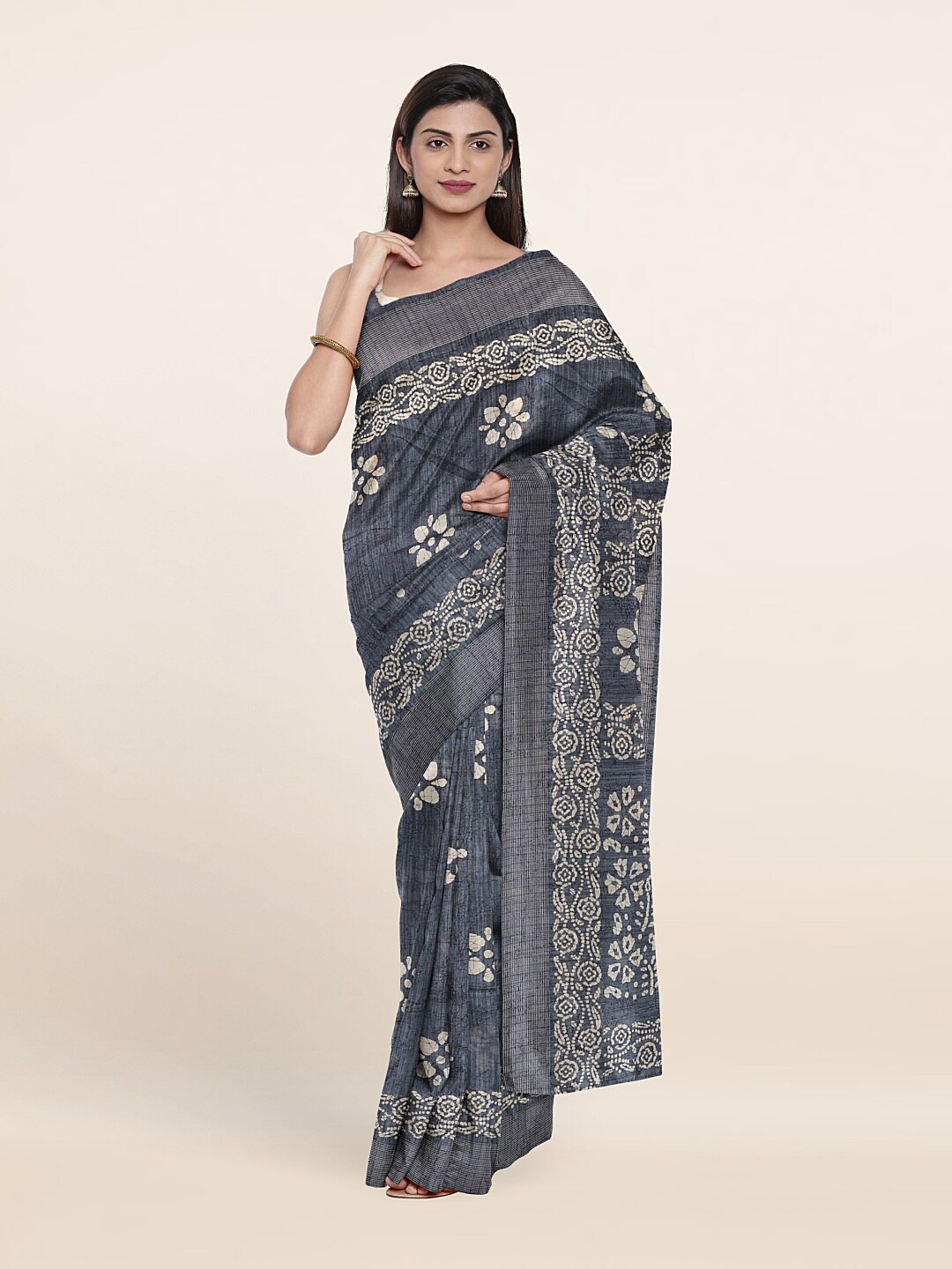 

Pothys Women Grey Sarees