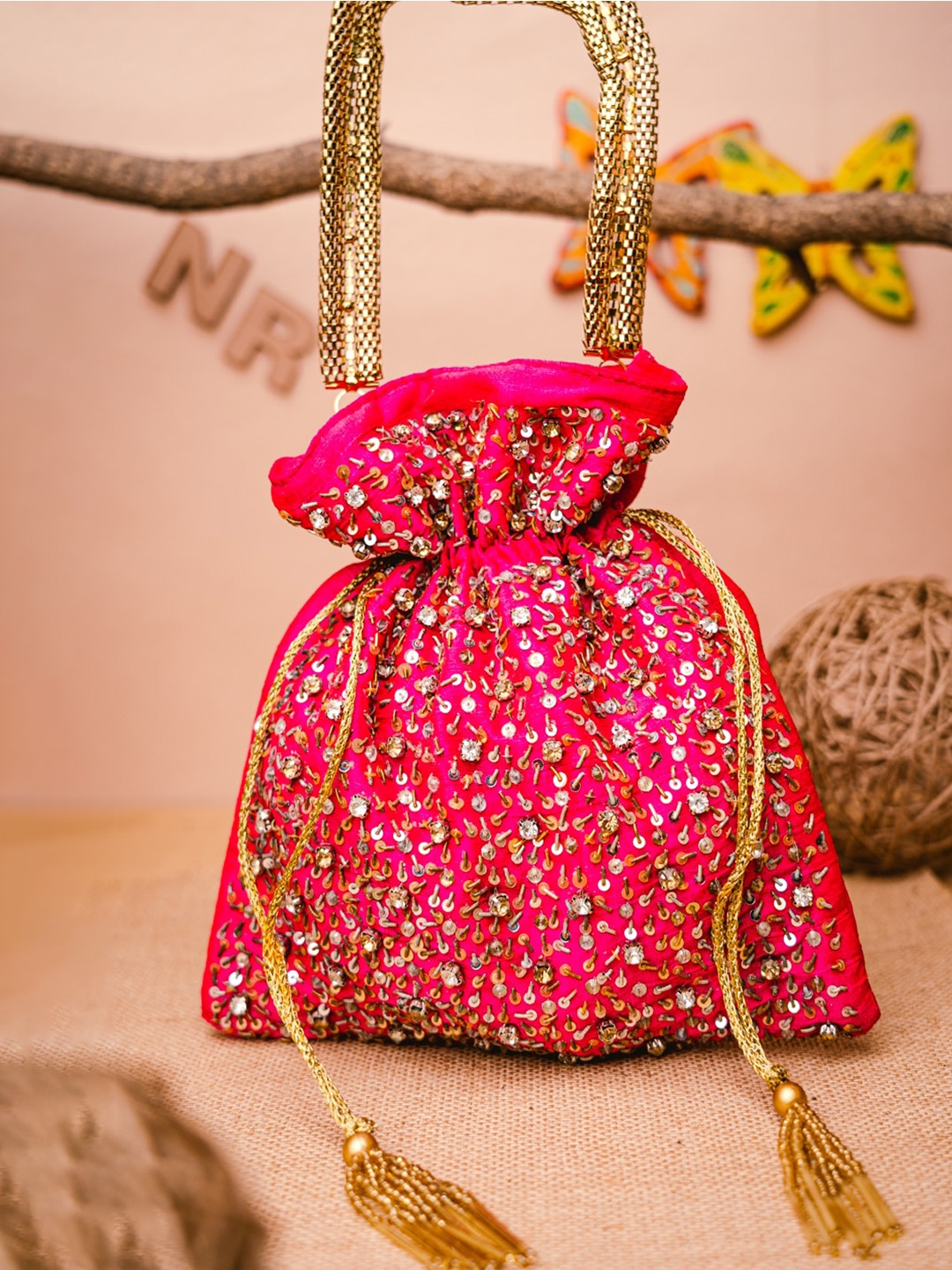 

NR By Nidhi Rathi Pink & Gold-Toned Embellished Potli Clutch