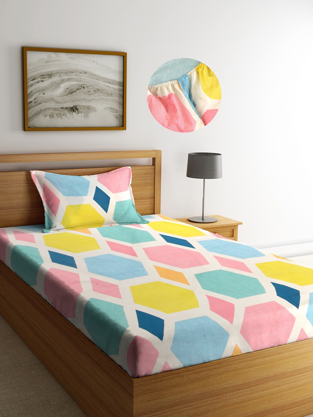 

KLOTTHE Multicoloured Geometric 300 TC Fitted Single Bedsheet with Pillow Cover, Multi