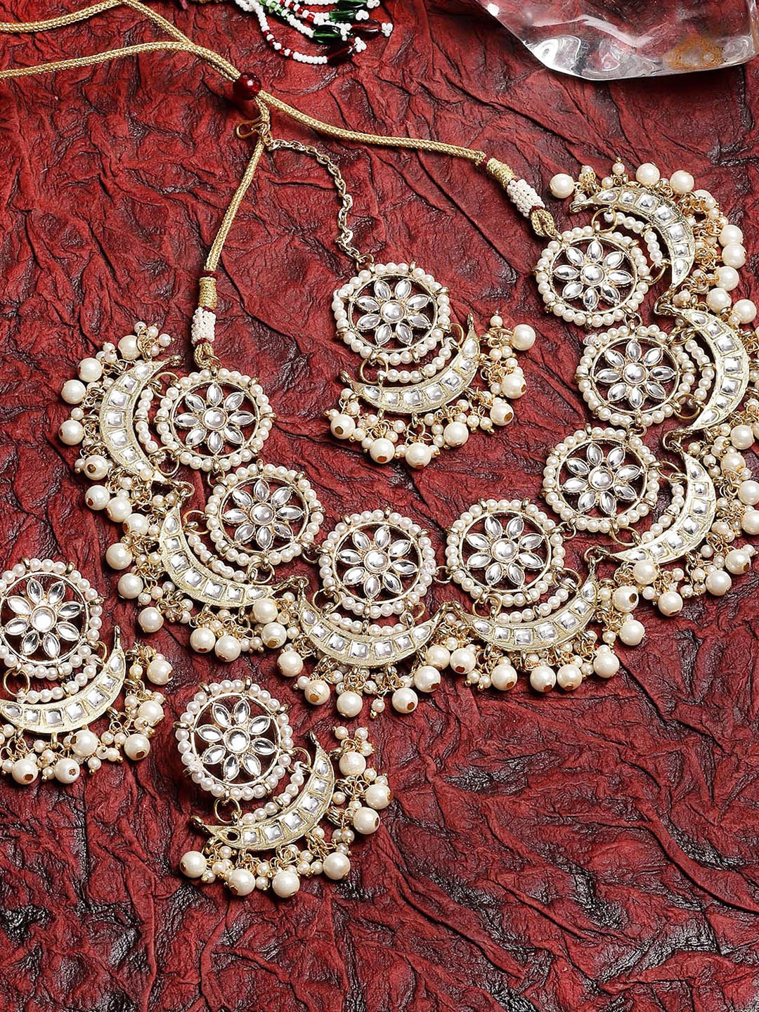 

KARATCART Gold-Plated Kundan Studded Jewellery Set