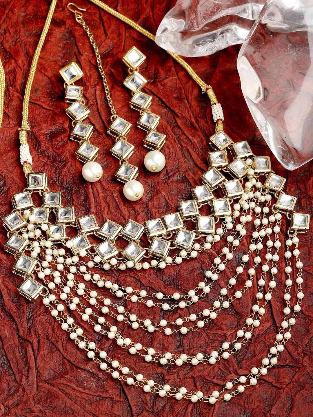 

KARATCART Gold-Plated Kundan-Studded & Pearl Beaded Jewellery Set