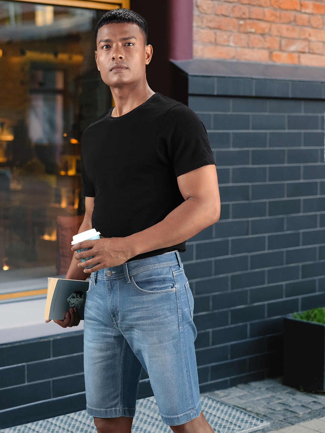 

Lee Men Blue Washed Denim Shorts