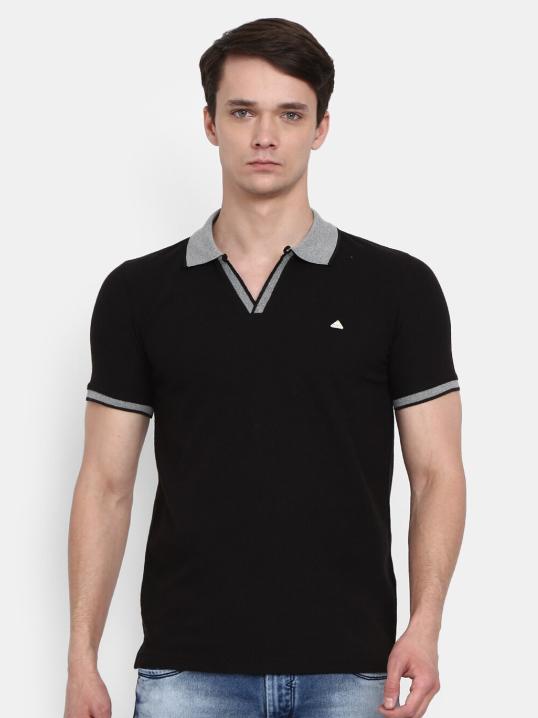 

V-Mart Men Black Cotton Polo Collar Slim Fit T-shirt