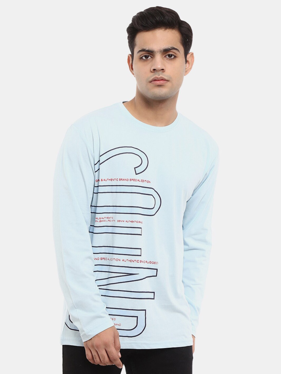 

V-Mart Men Blue Typography Printed Cotton T-shirt