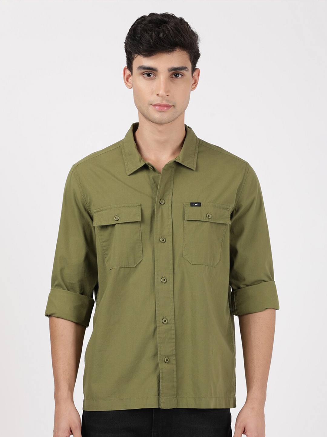 

Lee Men Green Solid Comfort Fit Casual Shirt
