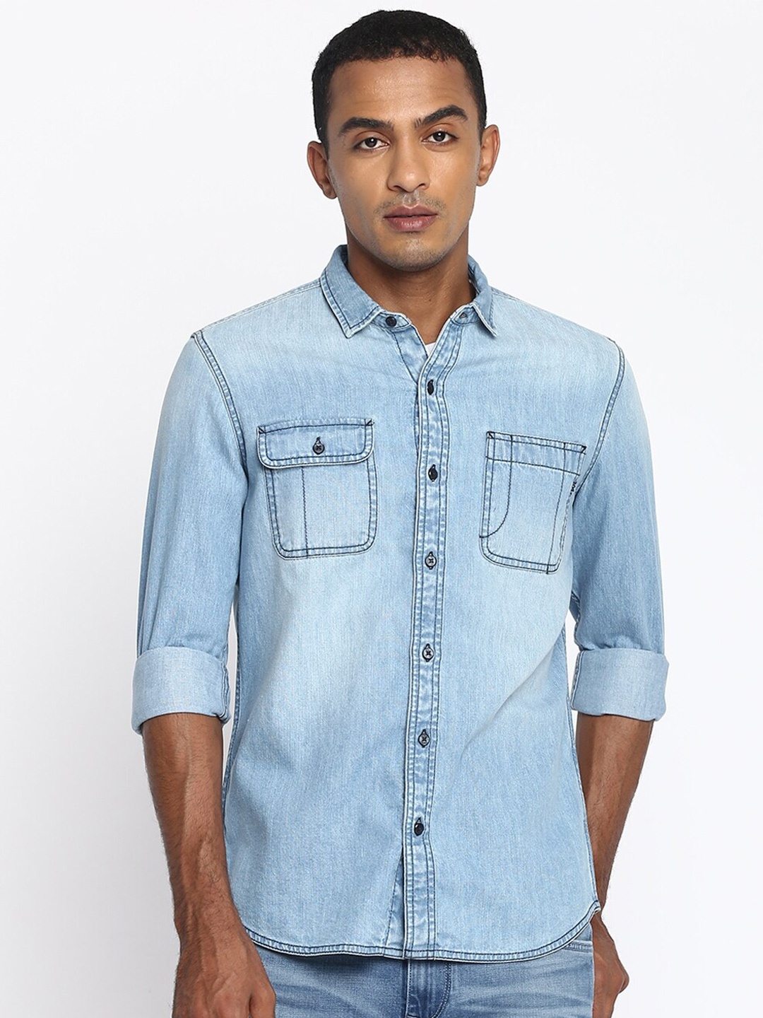 

Lee Men Blue Slim Fit Faded Denim Cotton Casual Shirt