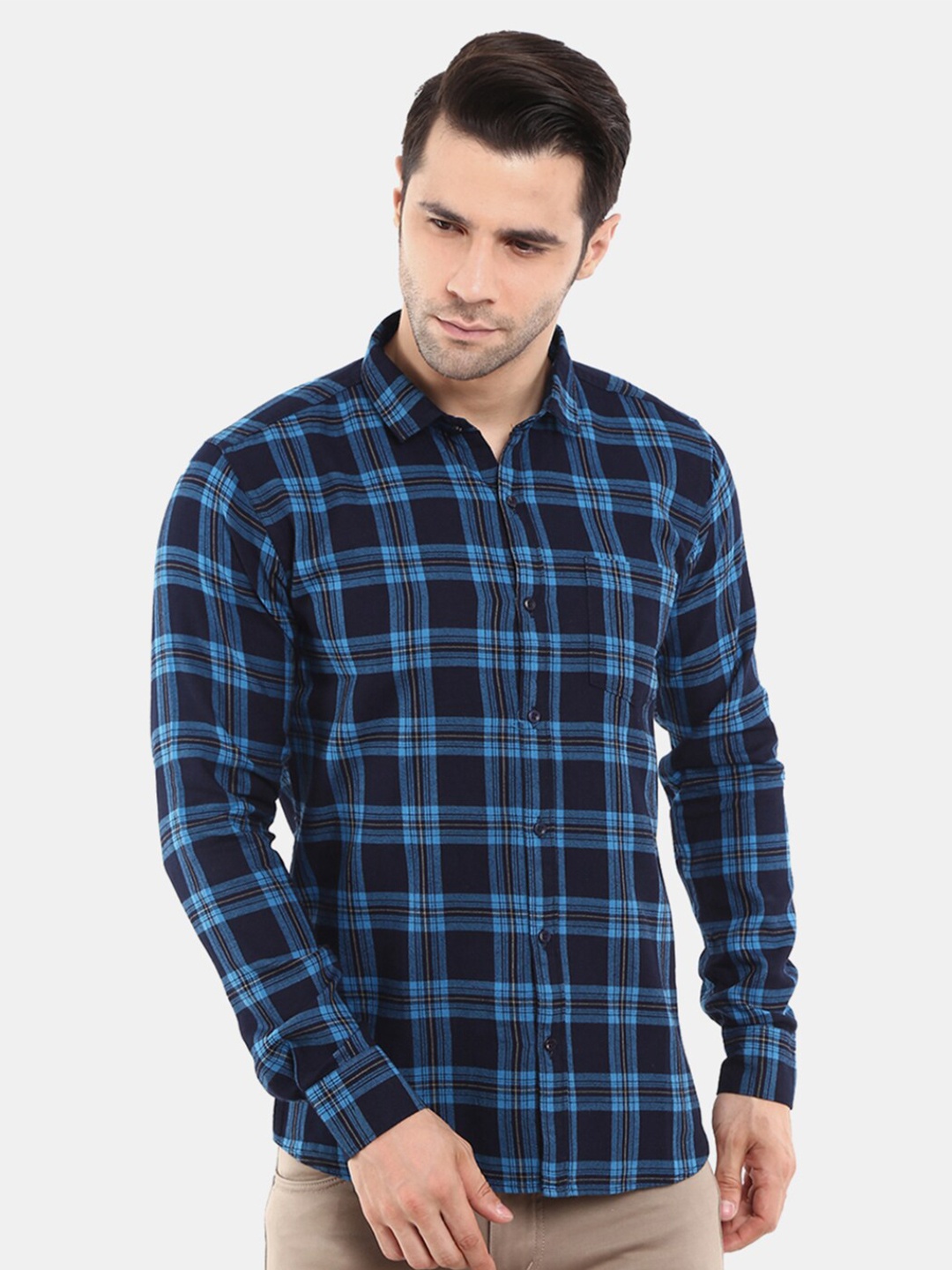 

V-Mart Men Navy Blue Slim Fit Tartan Checks Checked Cotton Casual Shirt