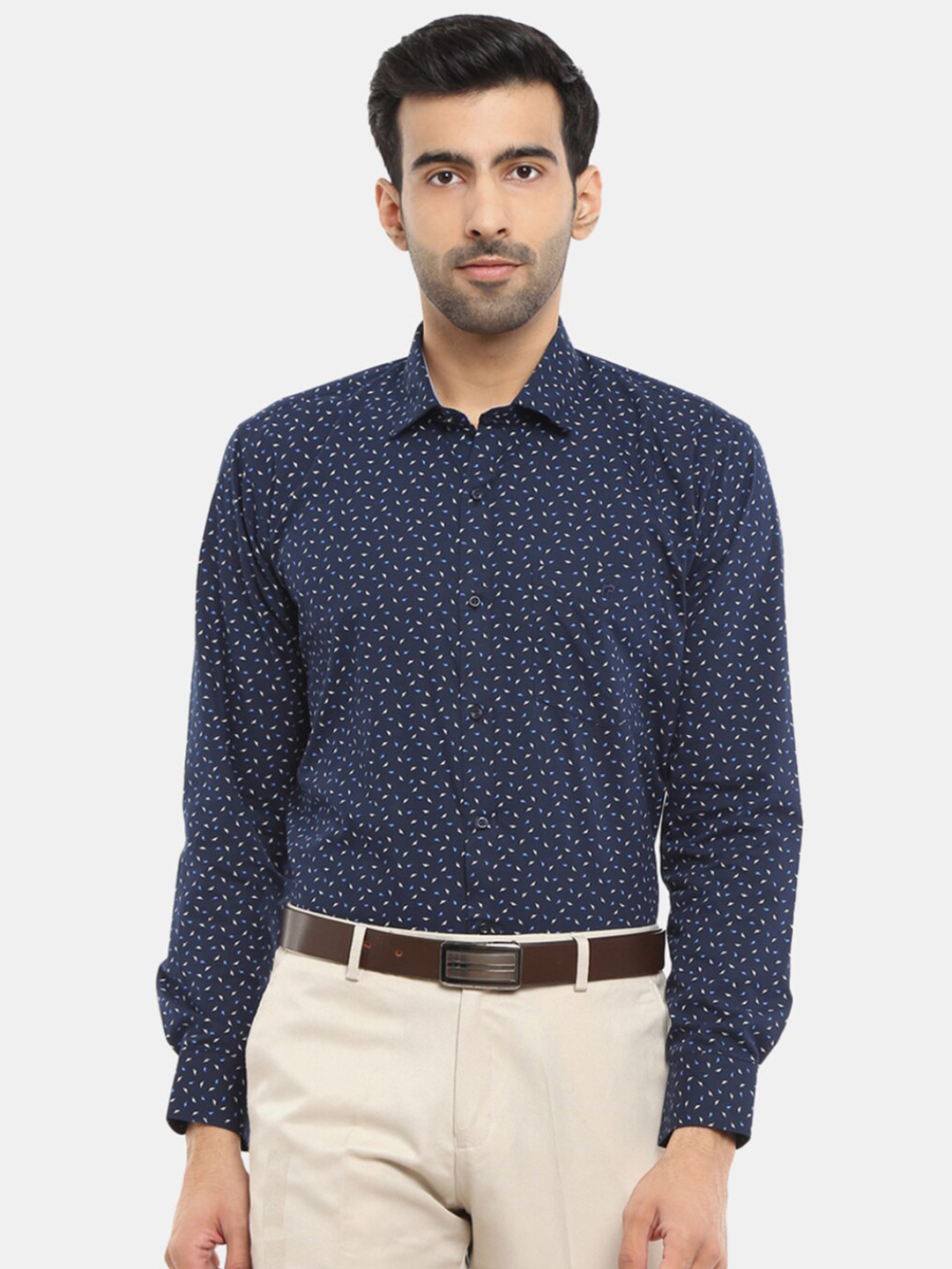 

V-Mart Men Navy Blue Micro Ditsy Printed Cotton Formal Shirt