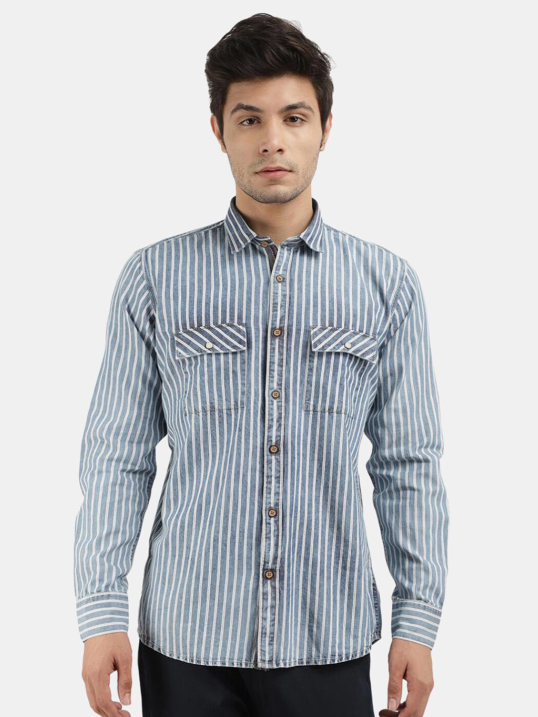 

V-Mart Men Blue Slim Fit Striped Cotton Casual Shirt
