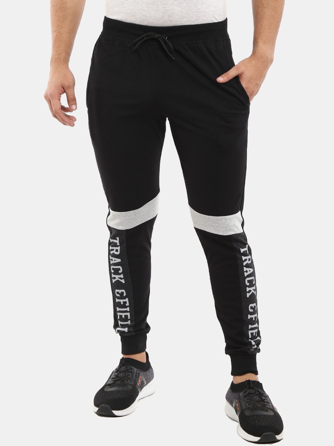 

V-Mart Men Black Printed Cotton Track Pants