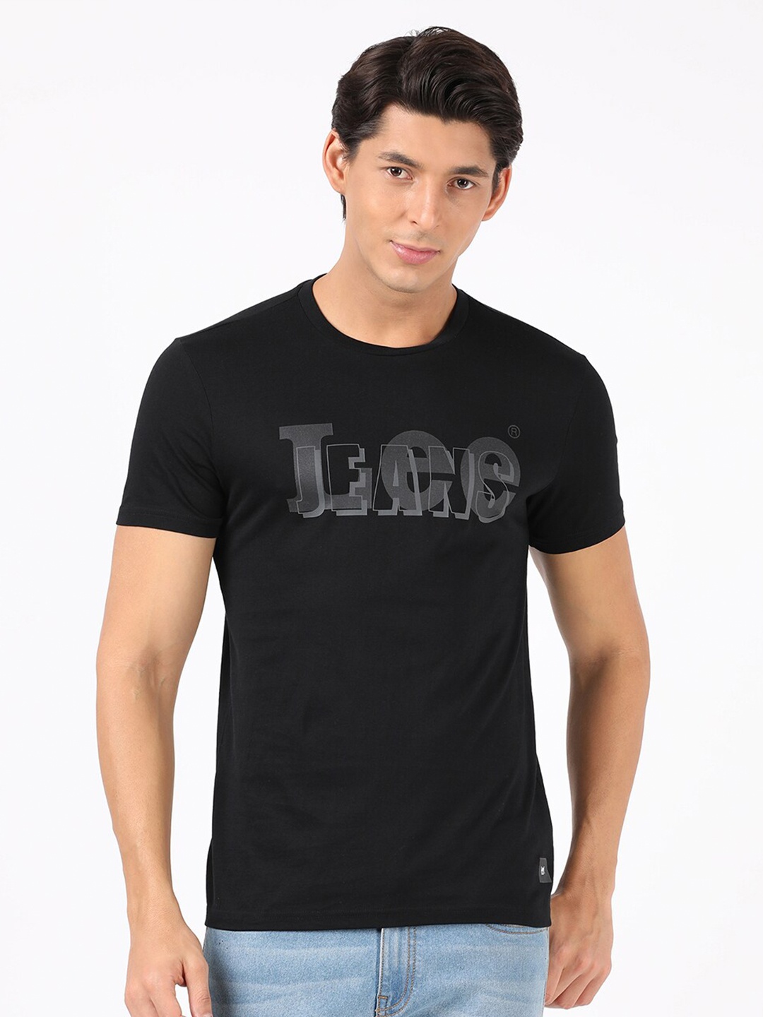 

Lee Men Black Typography Printed Slim Fit T-shirt
