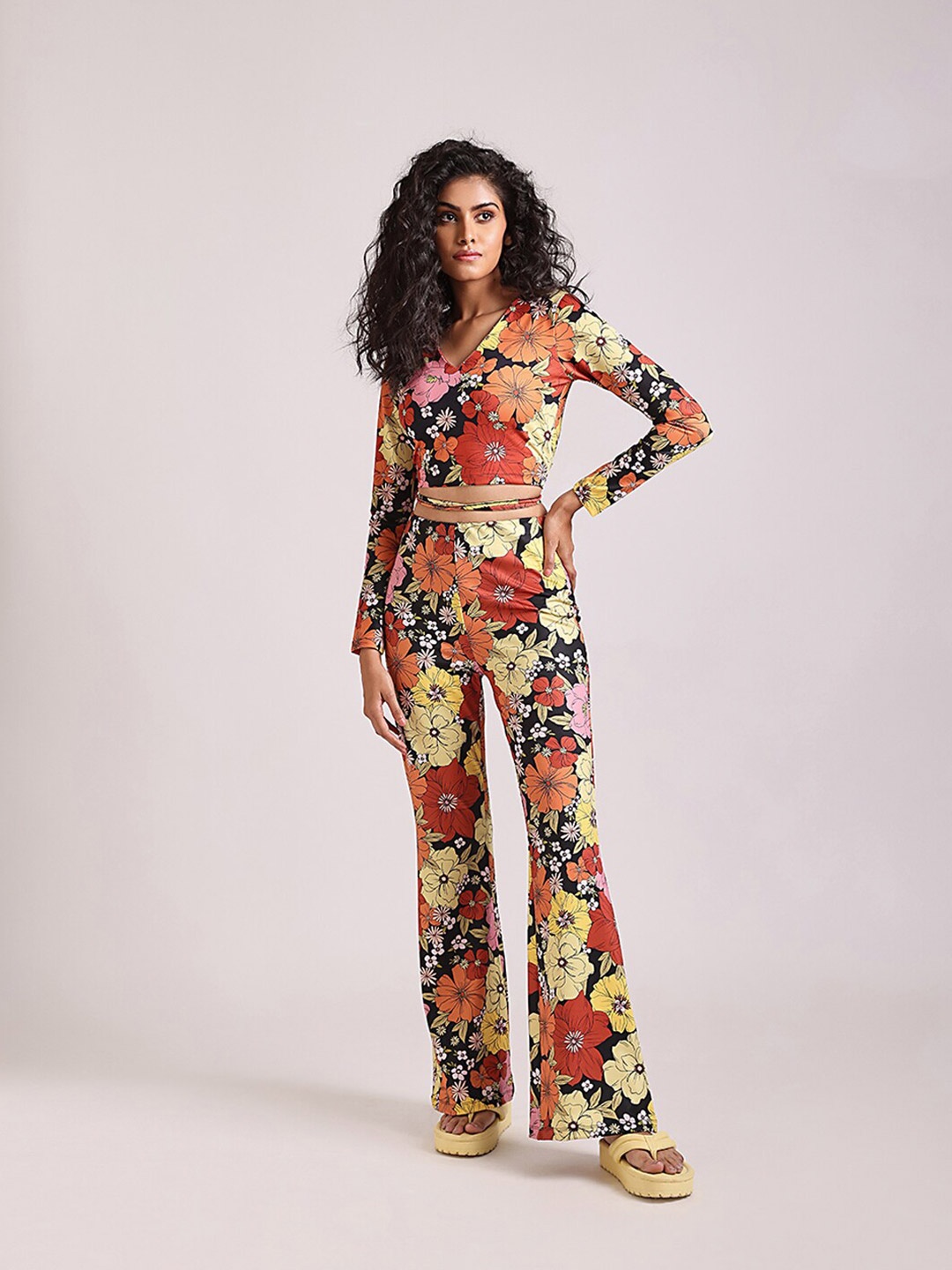 

COVER STORY Orange & Black Floral Print Crop Top