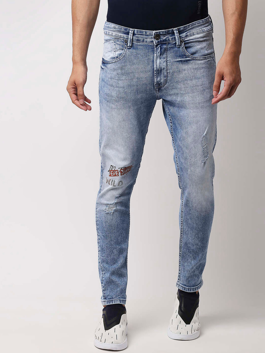 

Pepe Jeans Men Blue Skinny Fit Low Distress Heavy Fade Jeans