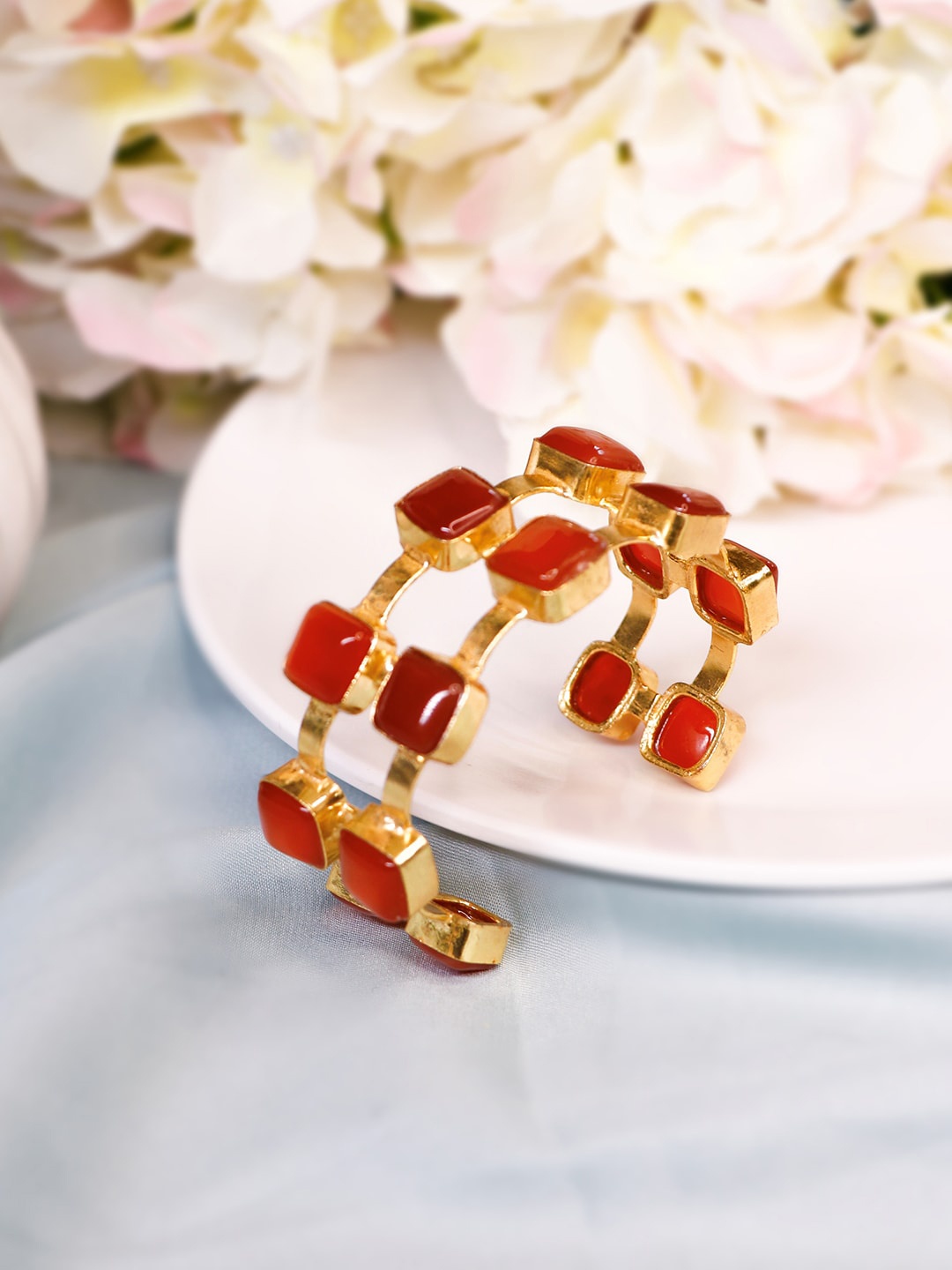 

Ishhaara Women Gold-Toned & Red Brass Aquamarine Brass-Plated Cuff Bracelet
