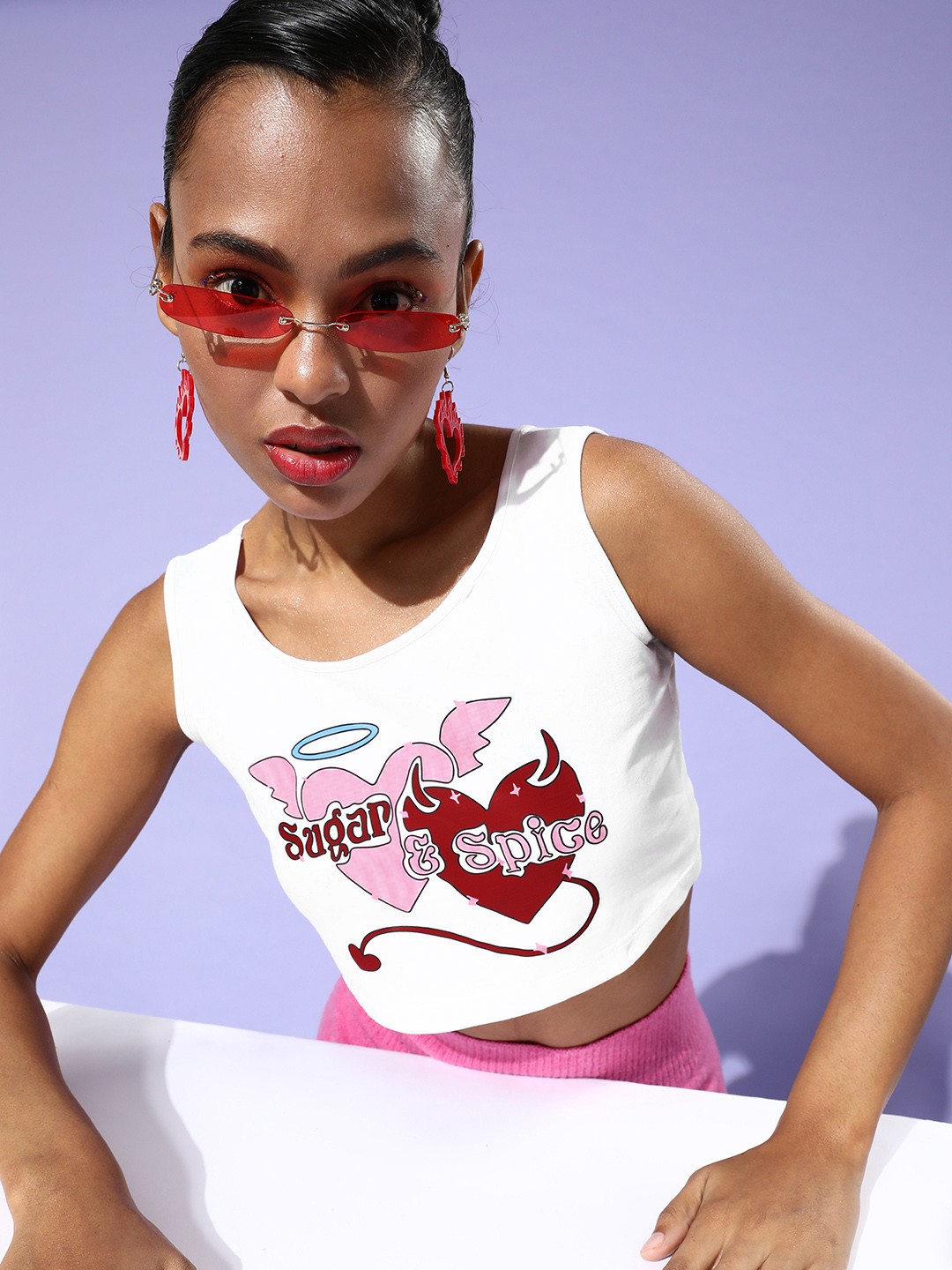 

HERSHEINBOX White Graphic Baby Tee