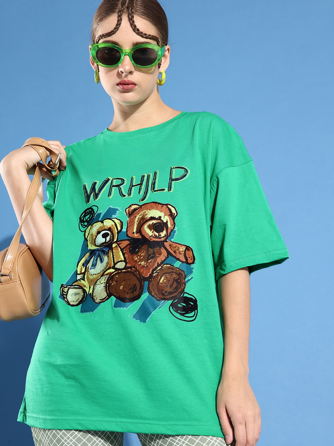 

HERSHEINBOX Women Gorgeous Green Graphic Nuovo Sleeves Tshirt