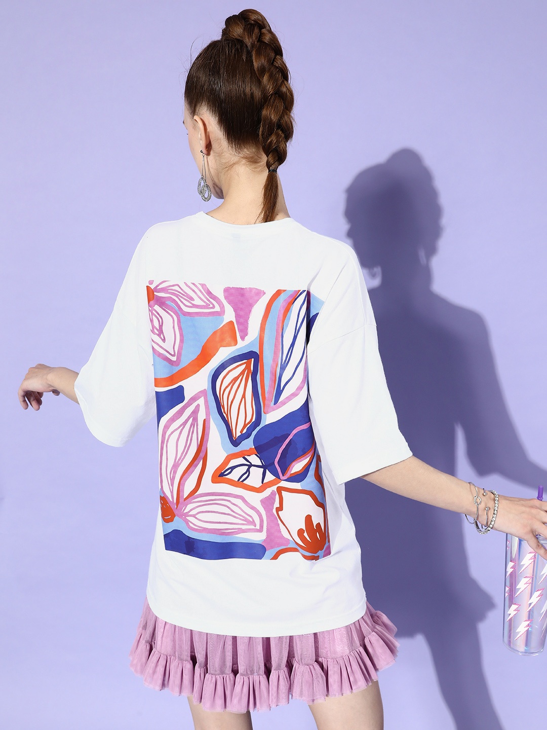 

Stylecast X Hersheinbox Women White Abstract Joyful Conversation Tshirt