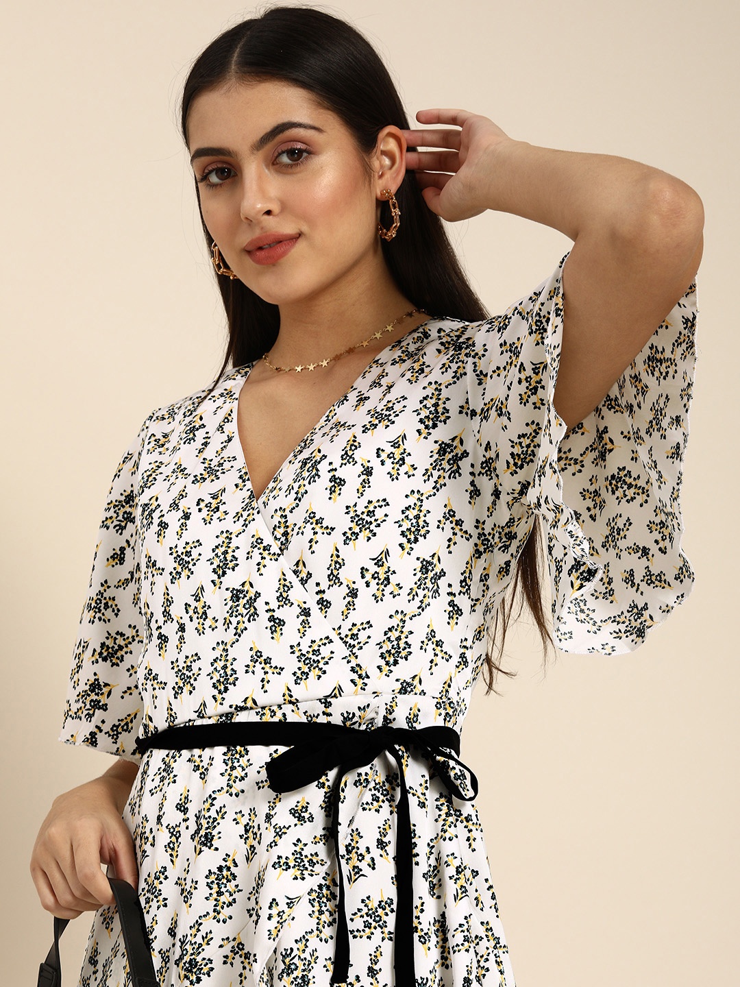 

DODO & MOA White & Black Floral Print Satin Dress