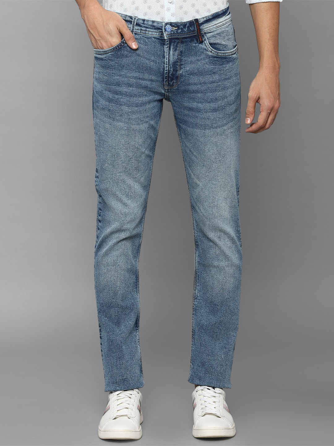 

Allen Solly Men Blue Skinny Fit Heavy Fade Jeans