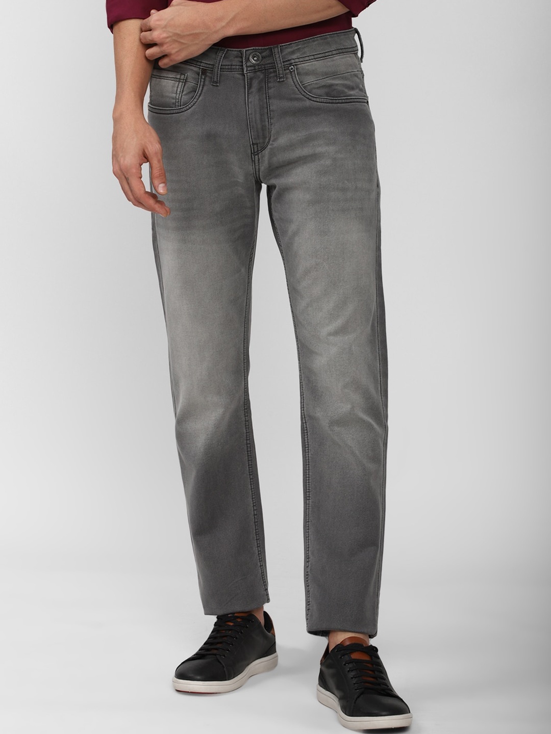 

Peter England Casuals Men Grey Heavy Fade Jeans
