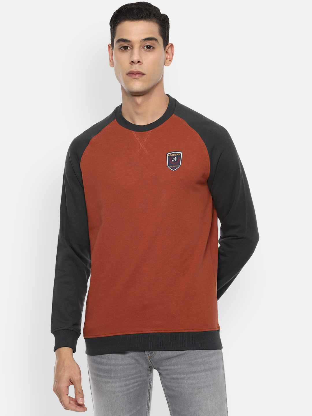 

Van Heusen ACADEMY Men Maroon Sweatshirt