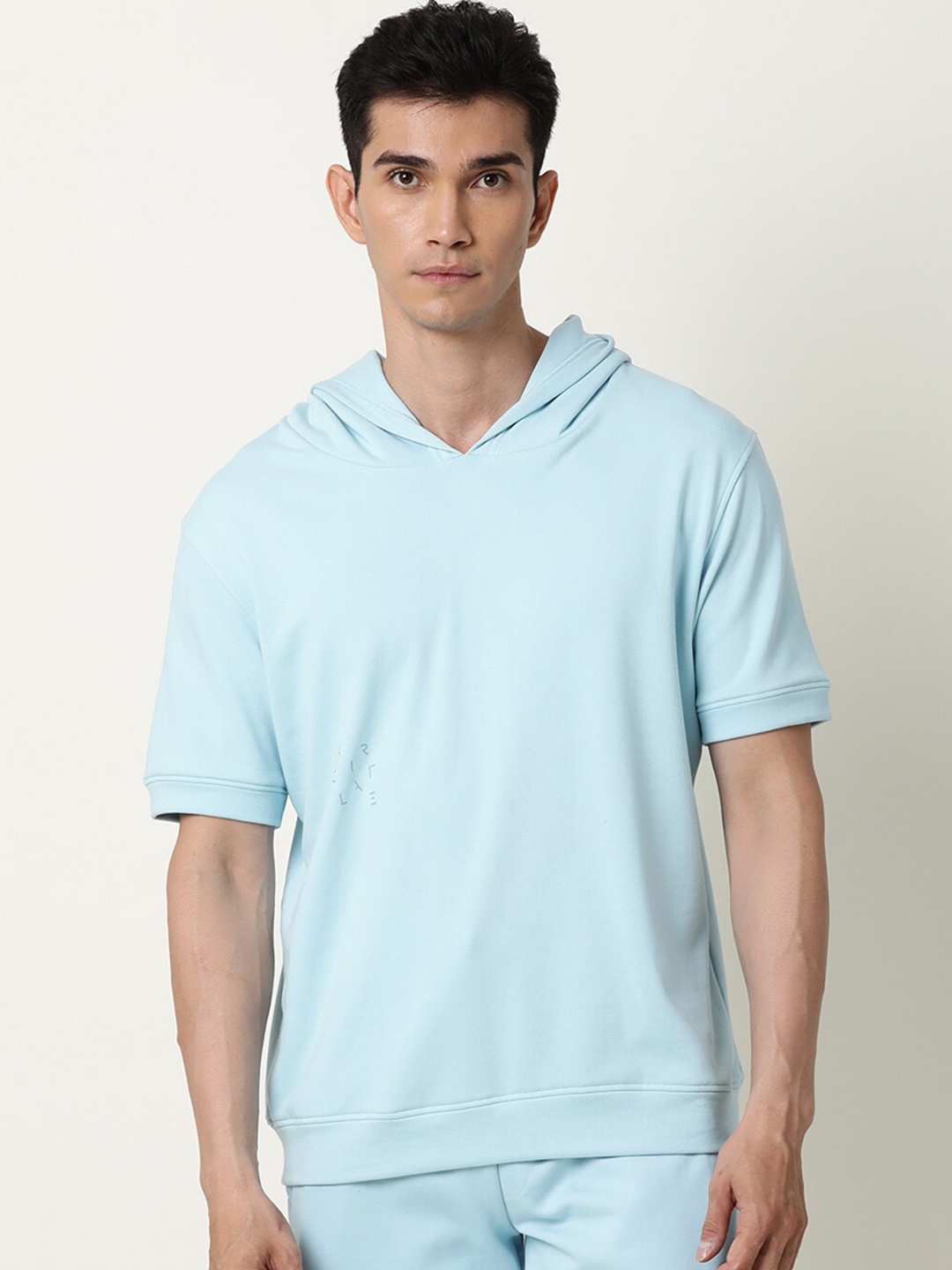 

ARTICALE Men Blue Slim Fit T-shirt