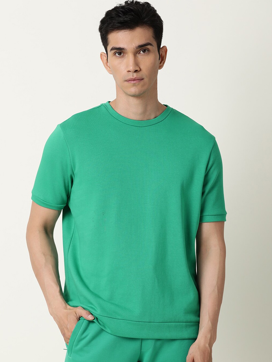

ARTICALE Men Green Slim Fit T-shirt