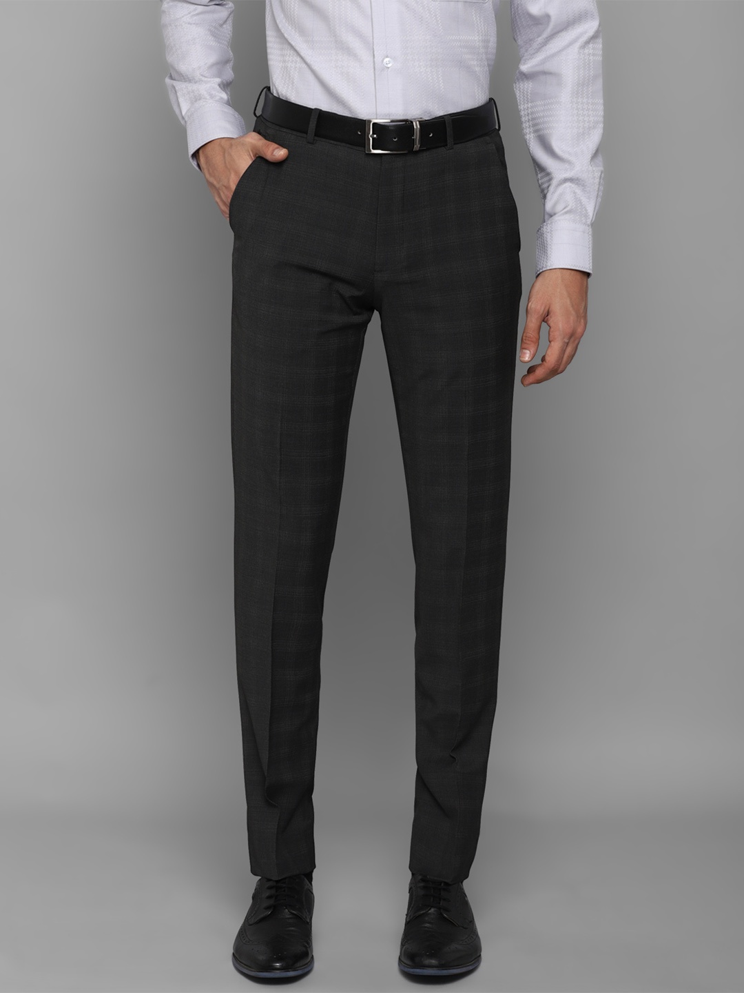 

Louis Philippe Men Black Checked Slim Fit Mid Rise Trousers