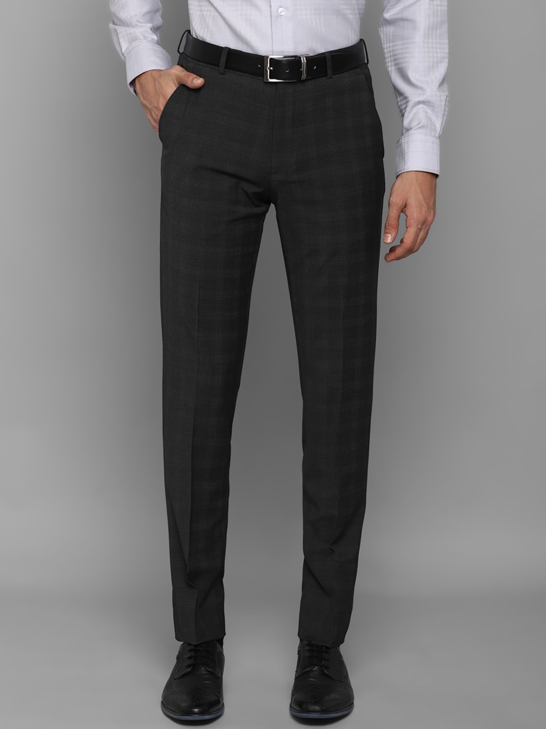 

Louis Philippe Men Black Checked Slim Fit Trousers