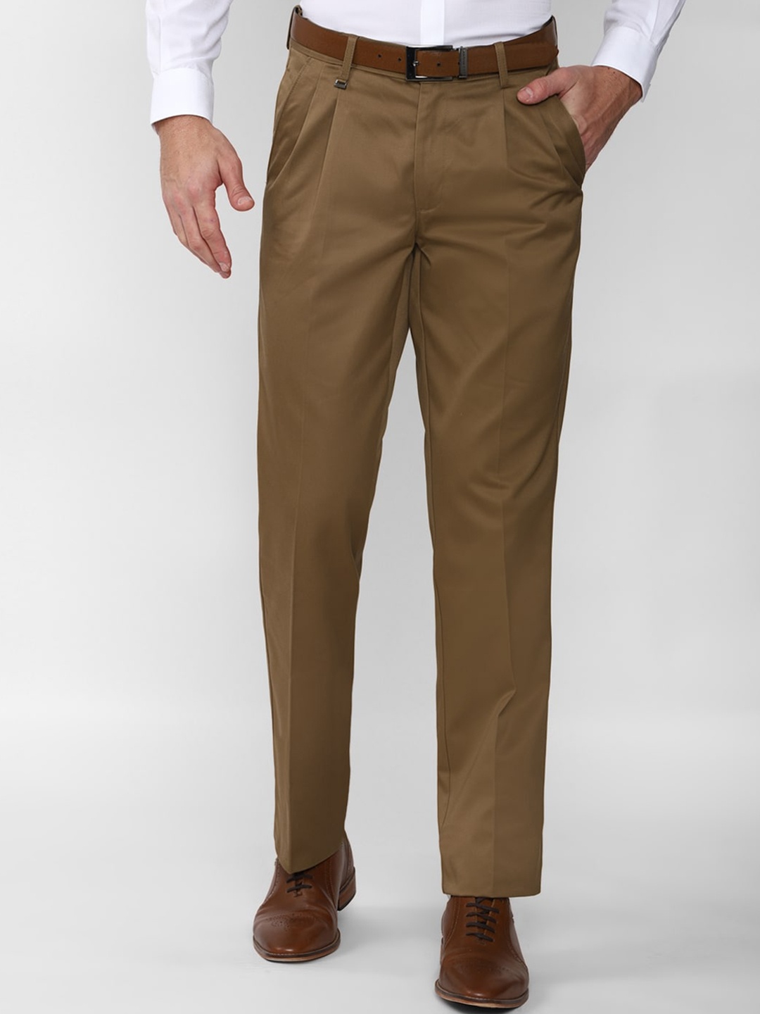 

Van Heusen Men Brown Pleated Trousers