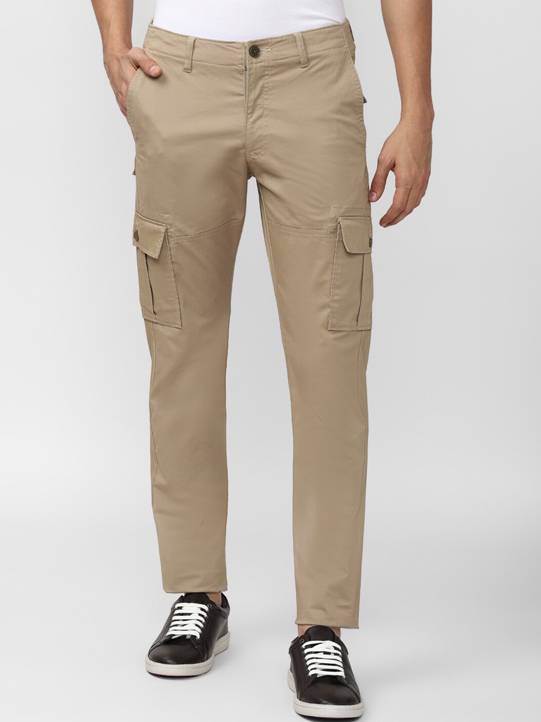 

Van Heusen Sport Men Khaki Slim Fit Cargos Trousers