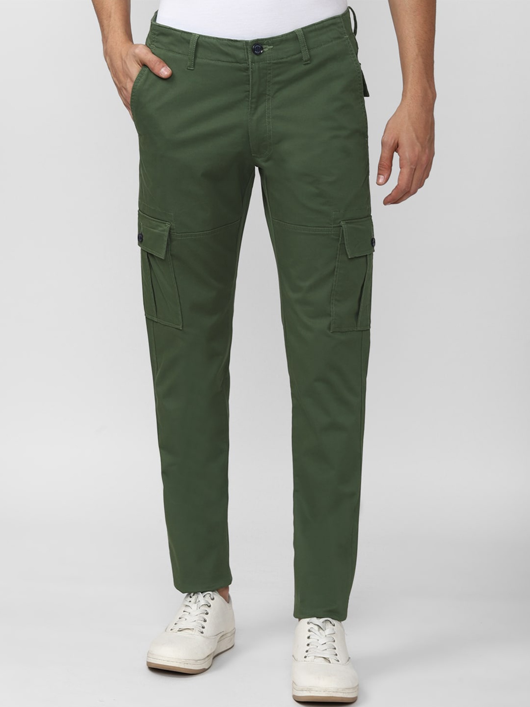 

Van Heusen Sport Men Green Slim Fit Cargos Trousers