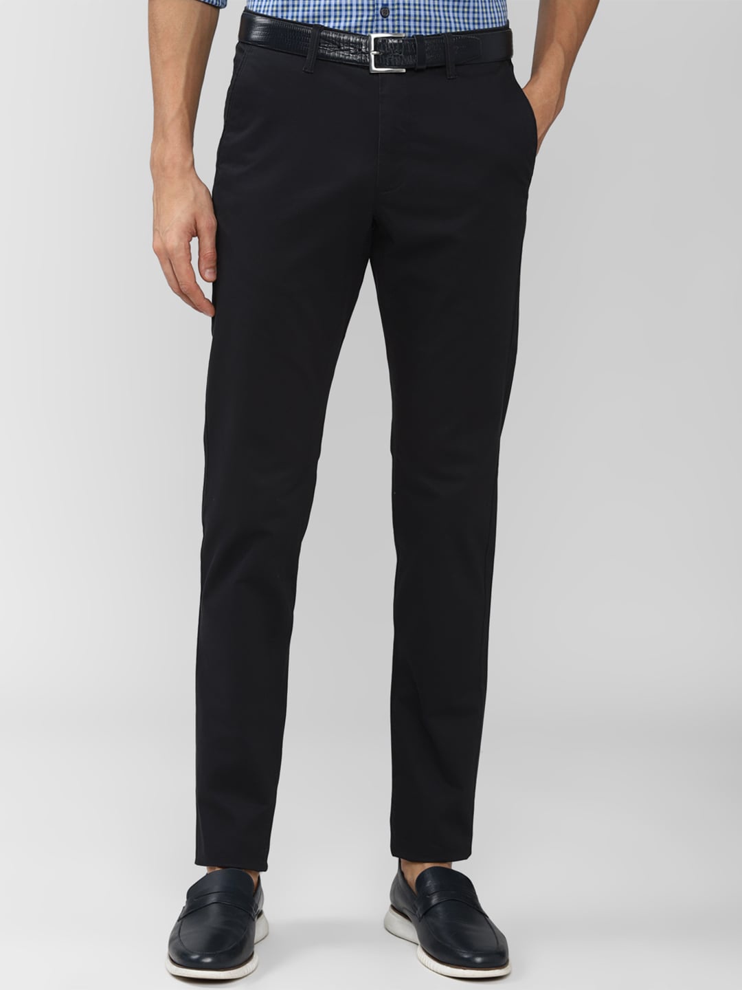 

Van Heusen Sport Men Black Slim Fit Trousers