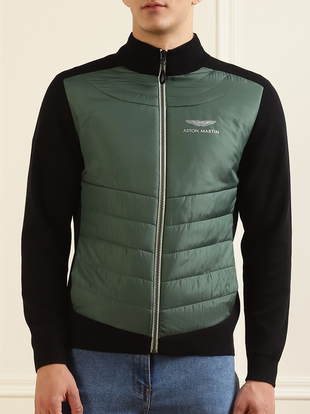 

HACKETT LONDON Men Black Colourblocked Lightweight Padded Jacket with Embroidered