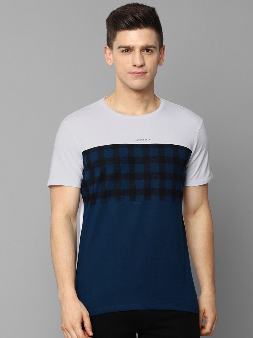 

Allen Solly Sport Men Blue Typography Printed T-shirt