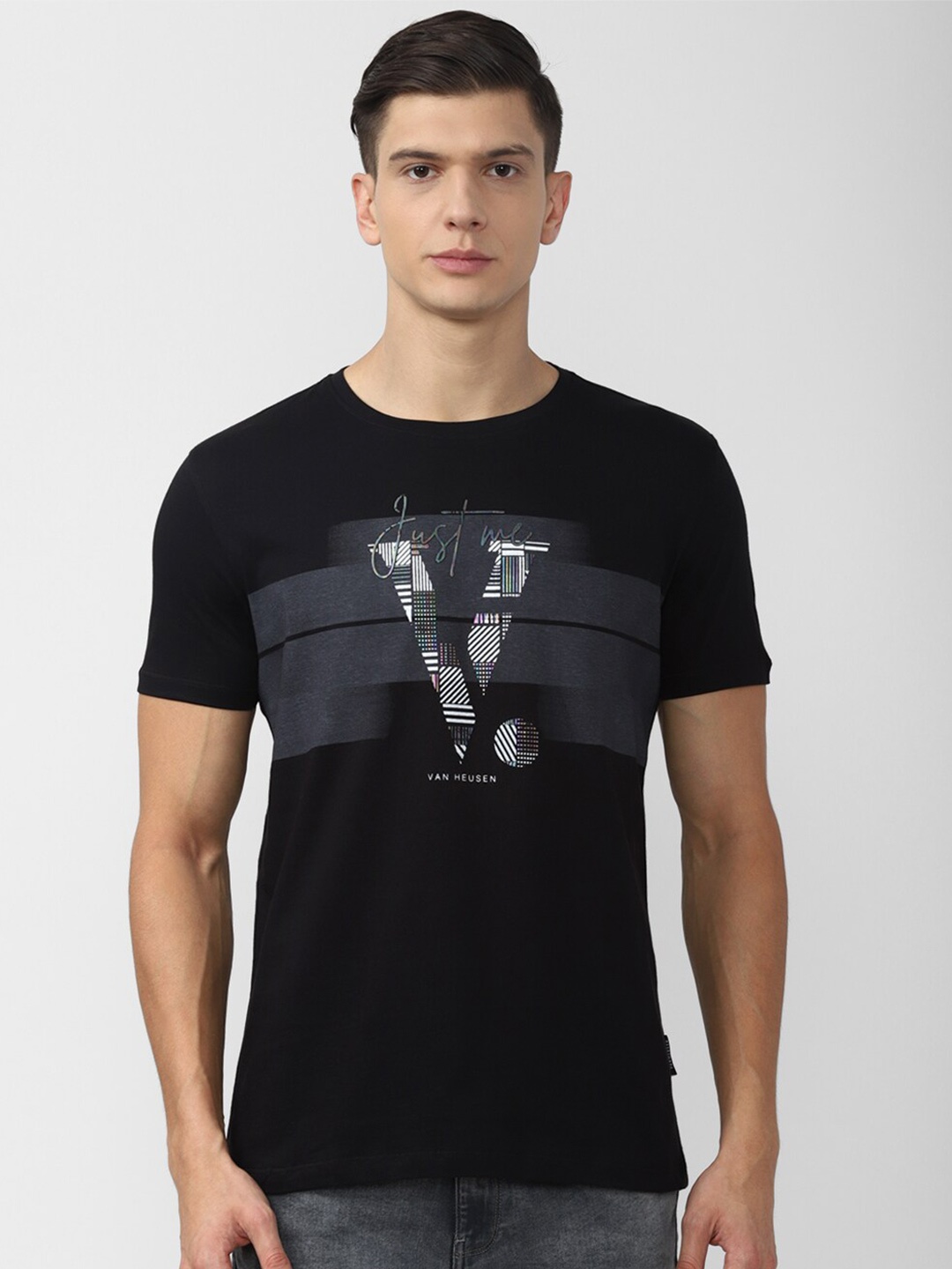 

V Dot Men Black Printed Raw Edge Slim Fit T-shirt