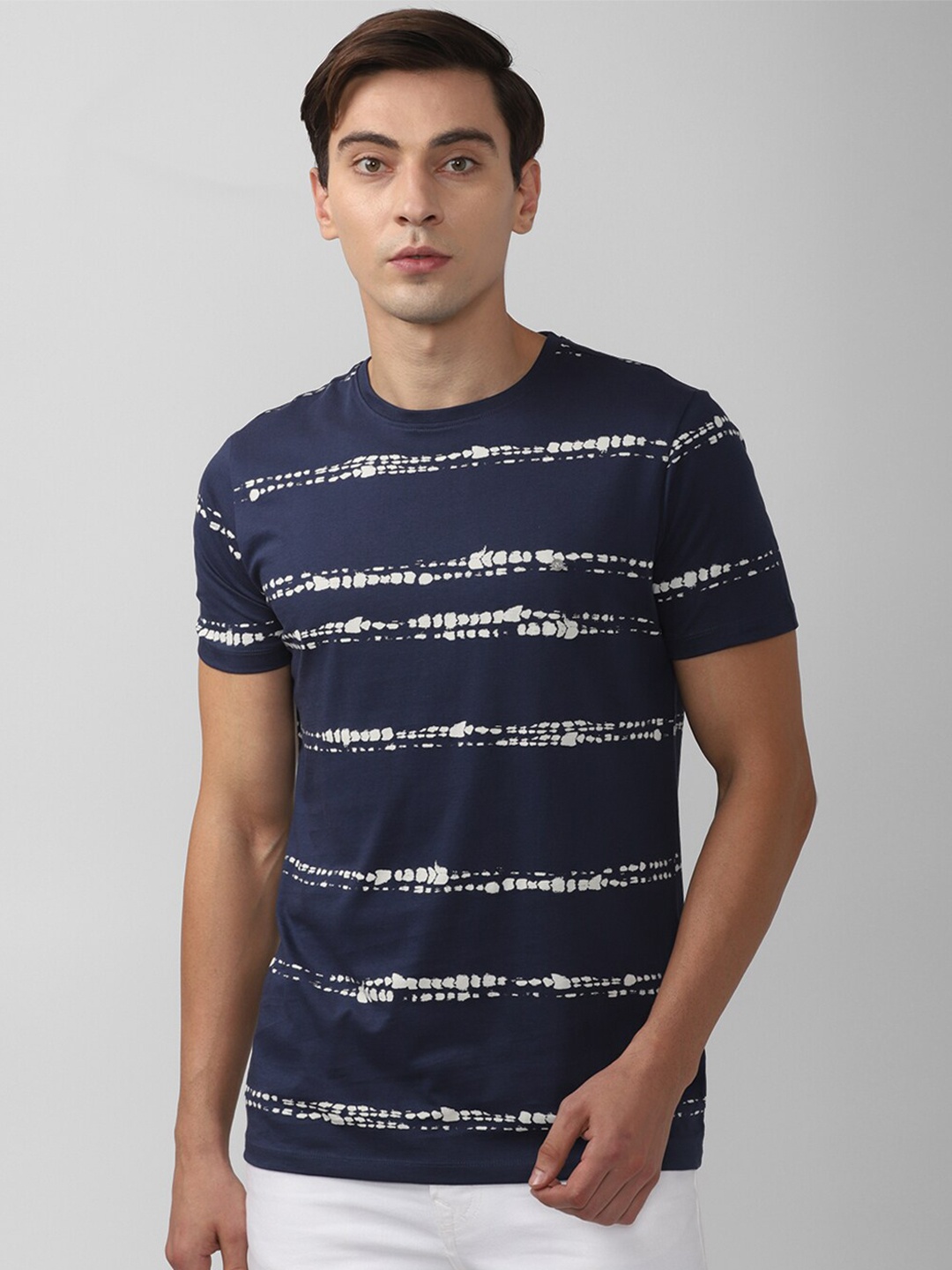

VAN HEUSEN DENIM LABS Men Navy Blue Striped T-shirt