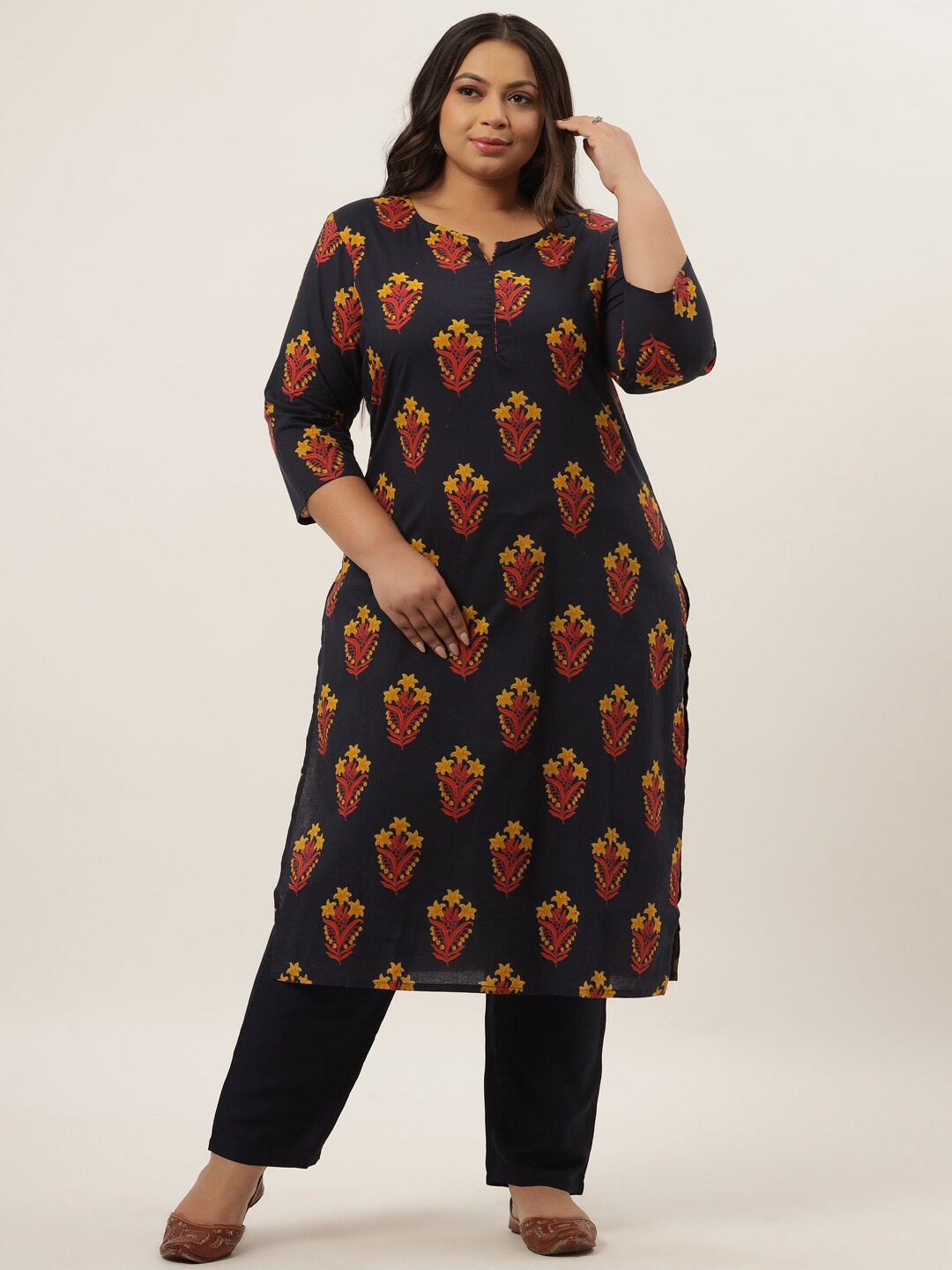 

Yufta Women Navy Blue Printed Regular Pure Cotton Kurti with Trousers