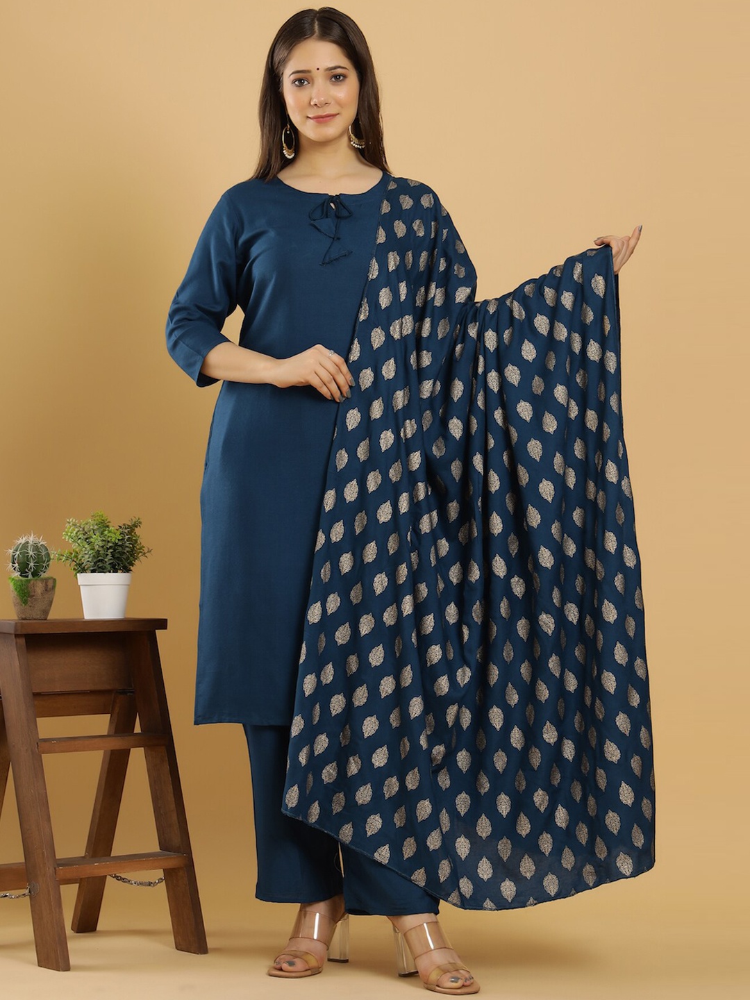 

KEEP CART Women Blue Panelled Kurti with Palazzos & With Dupatta