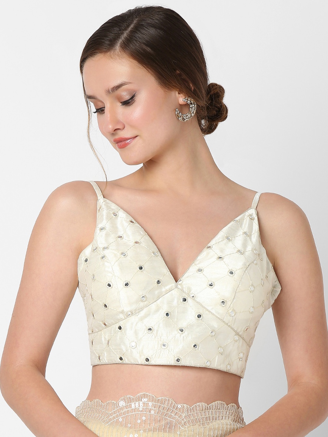 

SALWAR STUDIO Women White Embroidered Readymade Saree Blouse