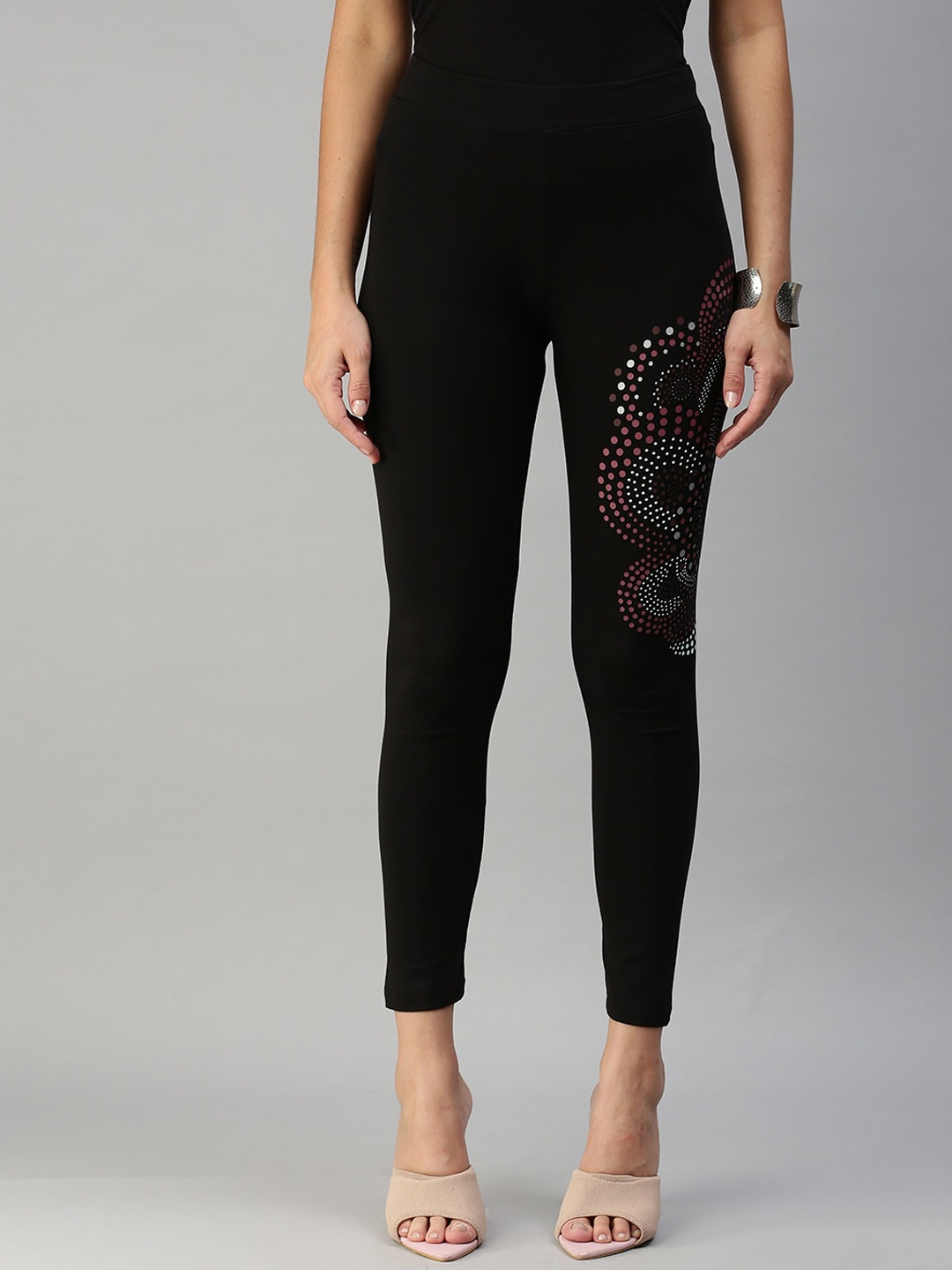 

De Moza Women Black Solid Ankle-Length Leggings