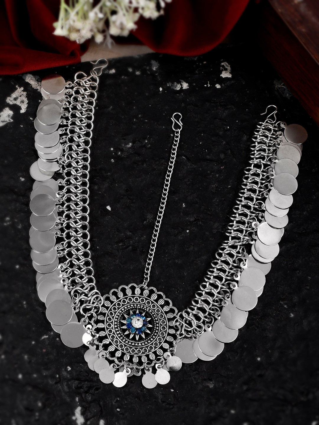 

Shoshaa Silver-Plated Silver-Toned Matha Patti