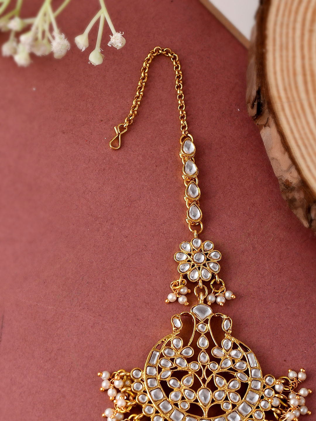 

Shoshaa Gold-Plated White & Green Kundan-Studded & Beaded Handcrafted Jewellery Set