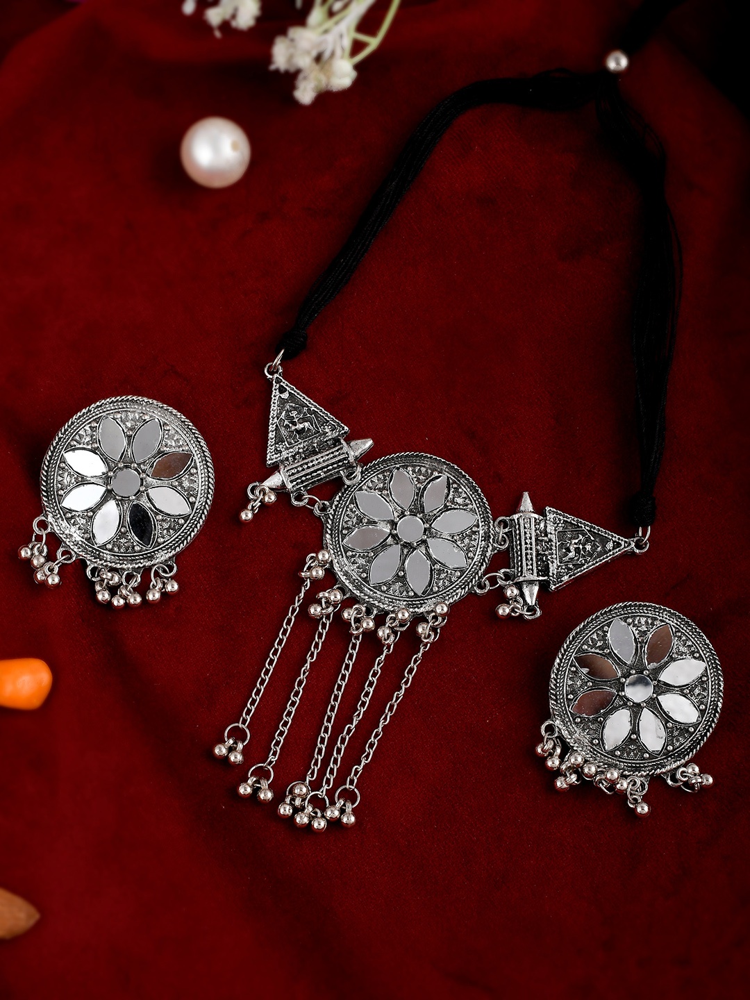 

Shoshaa Oxidised Silver-Plated Mirror-Studded Jewellery Set