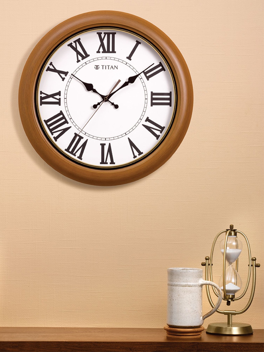 

Titan Brown & White Printed Contemporary 42 cm Wall Clock